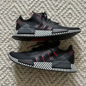Adidas NMD R1V2 Men 10.5